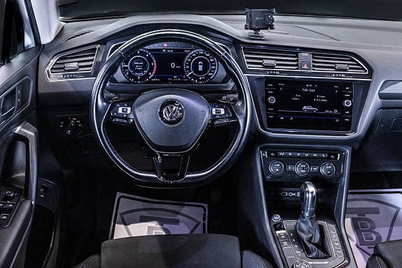 Volkswagen Tiguan Allspace 17 of 28