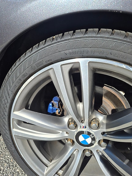 BMW 325i 19 of 19