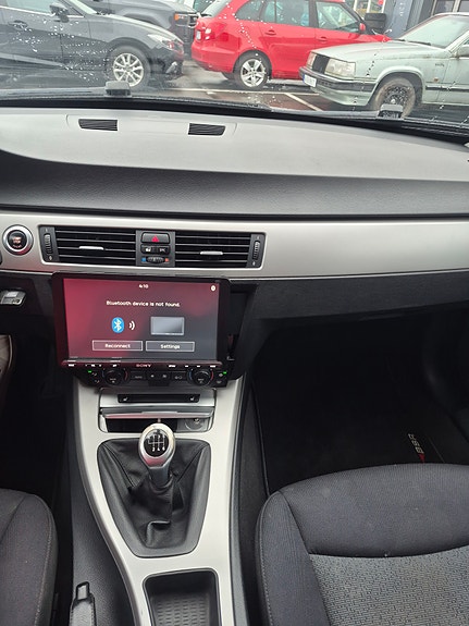 BMW 325i 16 of 19