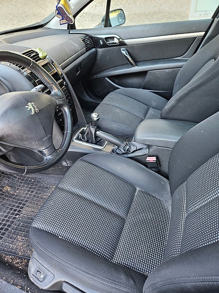 Peugeot 407 9 of 19