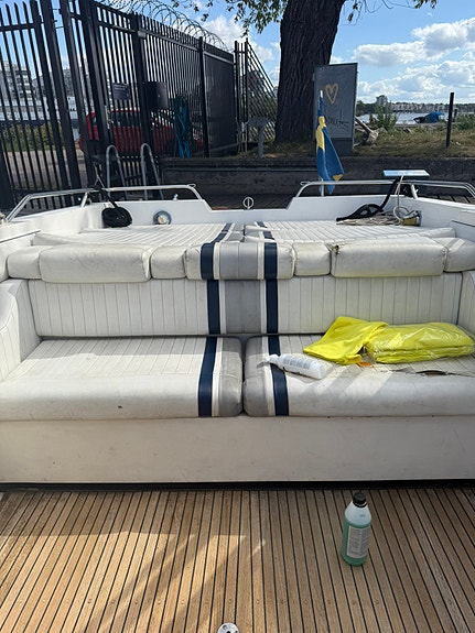 Sunseeker Cobra 39 5 of 5