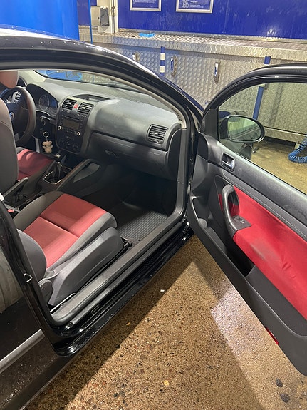 Volkswagen Golf V 12 of 13