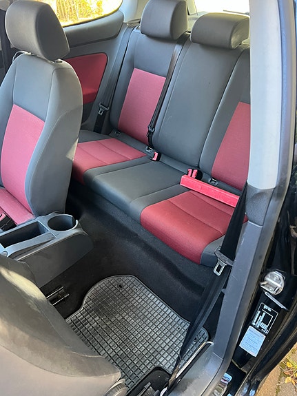 Volkswagen Golf V 8 of 13