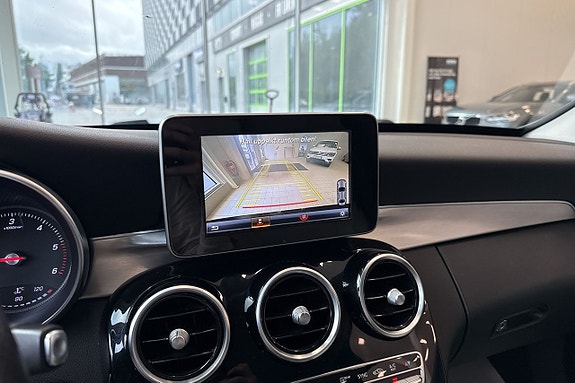 Mercedes-Benz C220 d 12 of 16