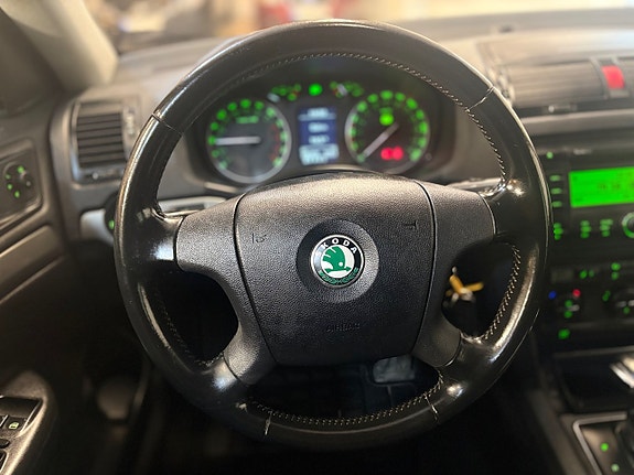 Skoda Octavia 14 of 19