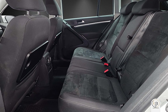 Volkswagen Tiguan 10 of 21