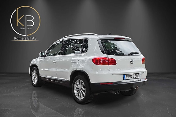 Volkswagen Tiguan 4 of 21