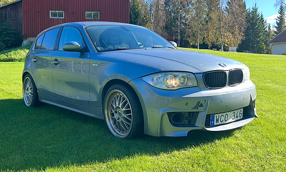 BMW 120i 6 of 12