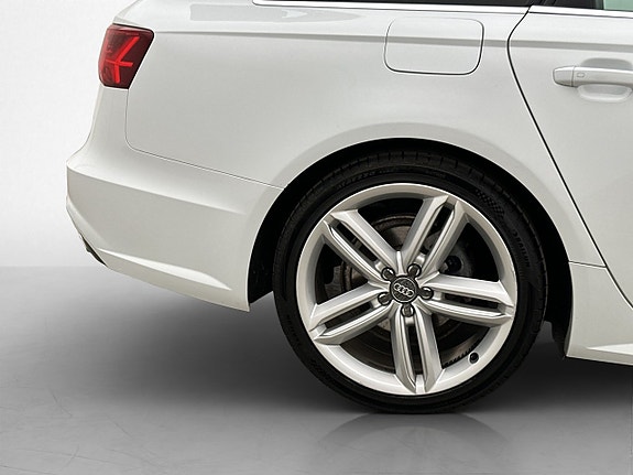 Audi A6 27 of 28
