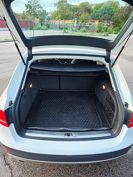 Audi A4 allroad 6 of 9