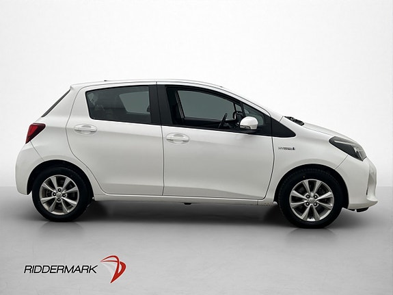 Toyota Yaris 5 of 29