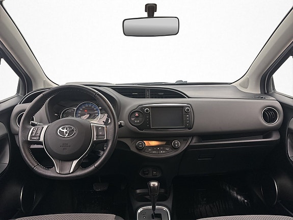 Toyota Yaris 12 of 29