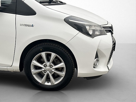 Toyota Yaris 28 of 29