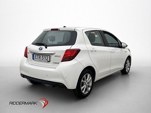 Toyota Yaris 6 of 29