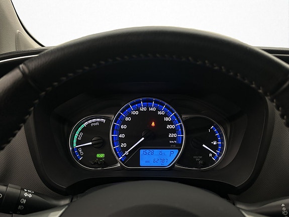 Toyota Yaris 15 of 29