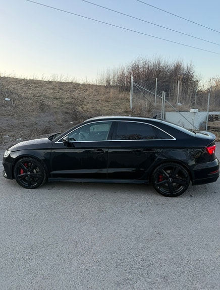 Audi RS3 3 of 6