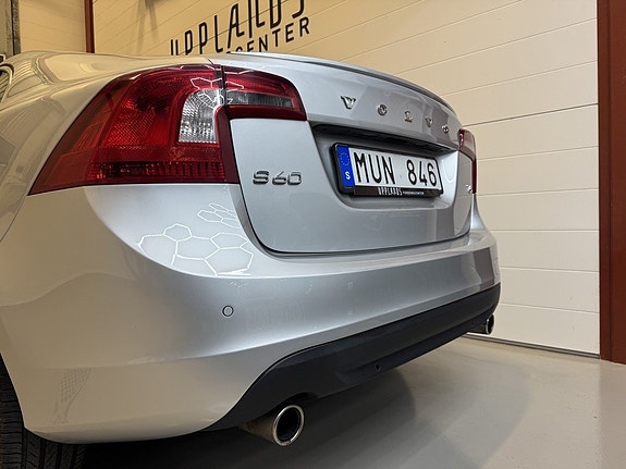 Volvo S60 9 of 22
