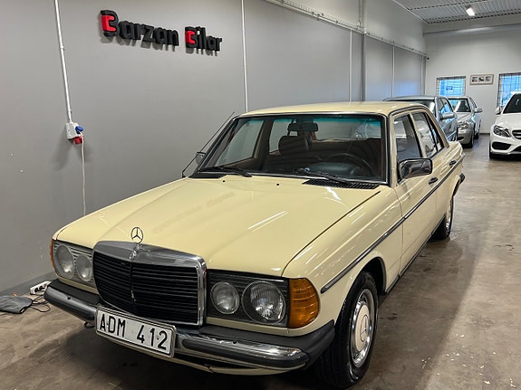 Mercedes-Benz 200 7 of 22
