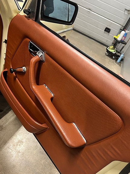 Mercedes-Benz 200 22 of 22