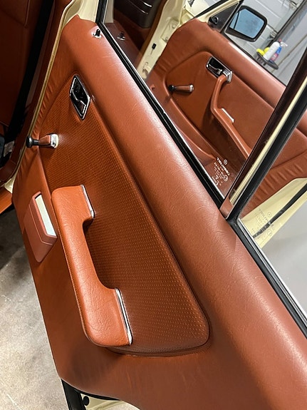 Mercedes-Benz 200 21 of 22