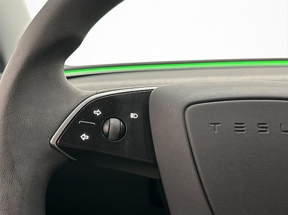Tesla Model 3 15 of 30