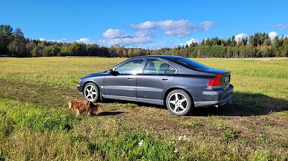 Volvo S60 4 of 6
