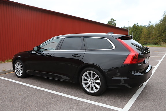Volvo V90 6 of 22