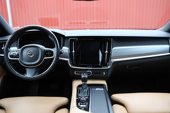 Volvo V90 18 of 22