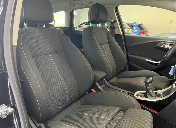 Opel Astra 8 of 14