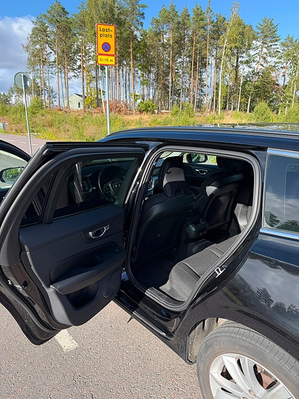 Volvo V60 5 of 14