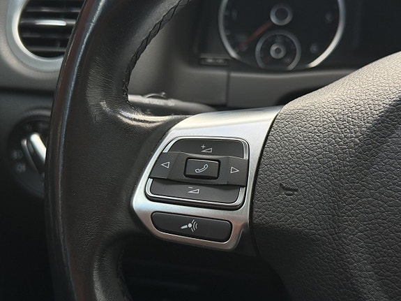 Volkswagen Tiguan 24 of 30