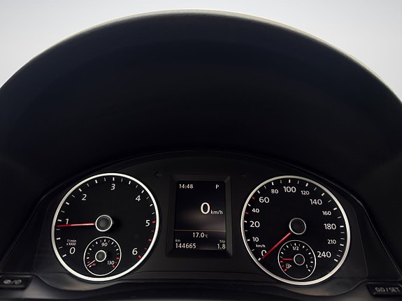 Volkswagen Tiguan 27 of 30