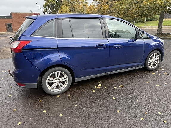 Ford Grand C-MAX 8 of 10
