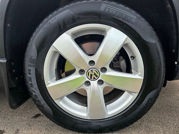 Volkswagen Tiguan 23 of 26