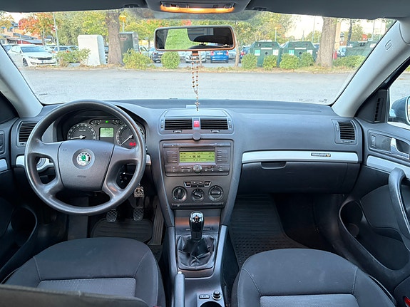 Skoda Octavia 10 of 11