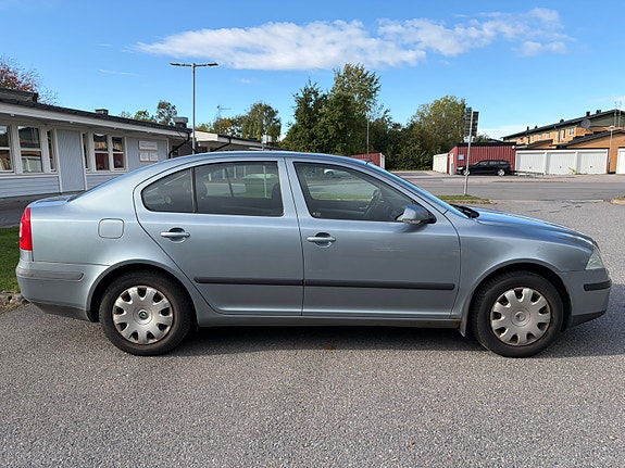 Skoda Octavia 4 of 11