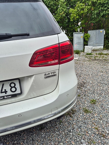 Volkswagen Passat 3 of 8