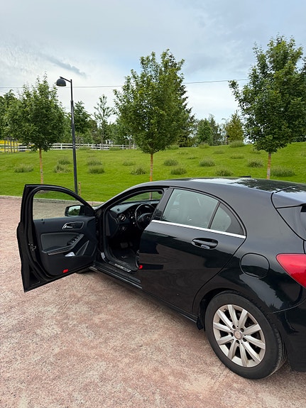 Mercedes-Benz A180 5 of 6