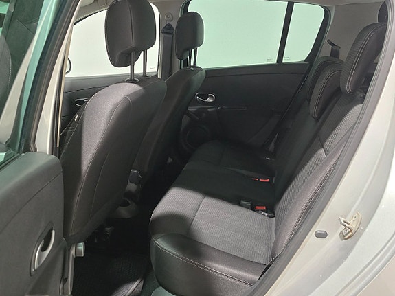 Renault Clio 8 of 14