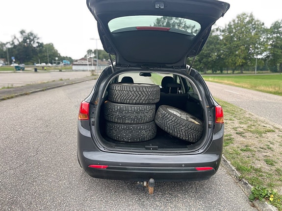 Kia Ceed 12 of 16