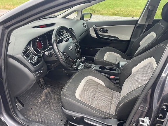 Kia Ceed 14 of 16