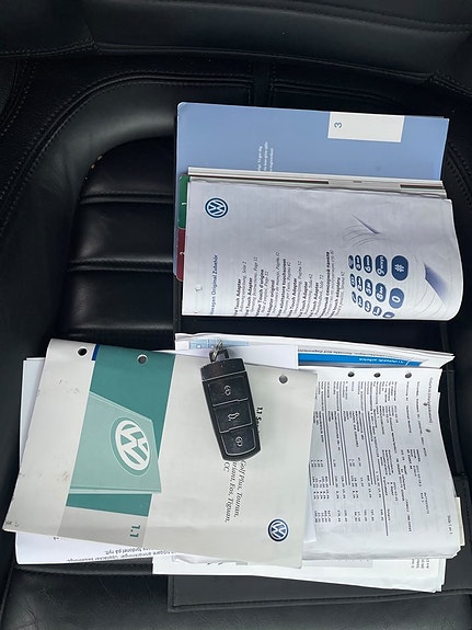 Volkswagen Passat 16 of 16
