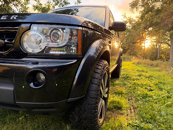 Land Rover Discovery 4 14 of 26