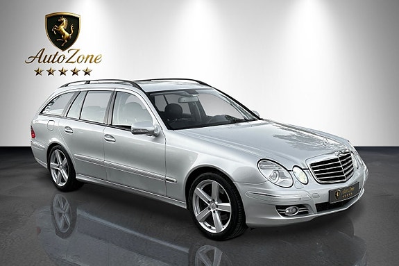 Mercedes-Benz E320 9 of 22