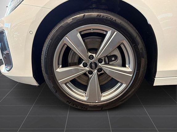 Audi A6 7 of 21