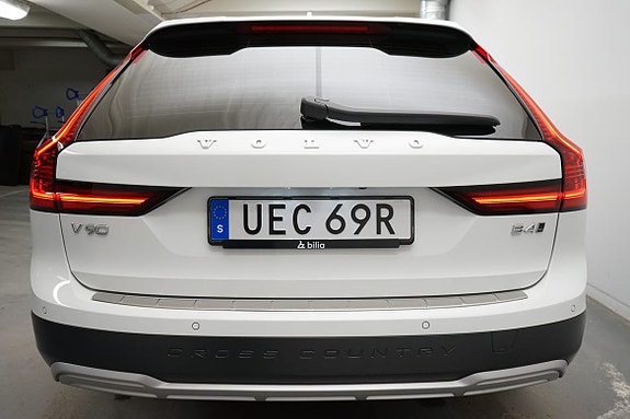 Volvo V90 Cross Country 20 of 22