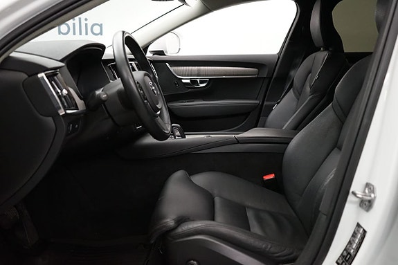 Volvo V90 Cross Country 5 of 22