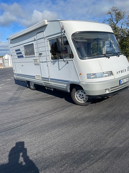 Hymer B564 2 of 30
