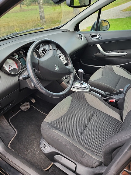 Peugeot 308 8 of 8