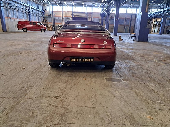 Alfa Romeo Spider 5 of 11